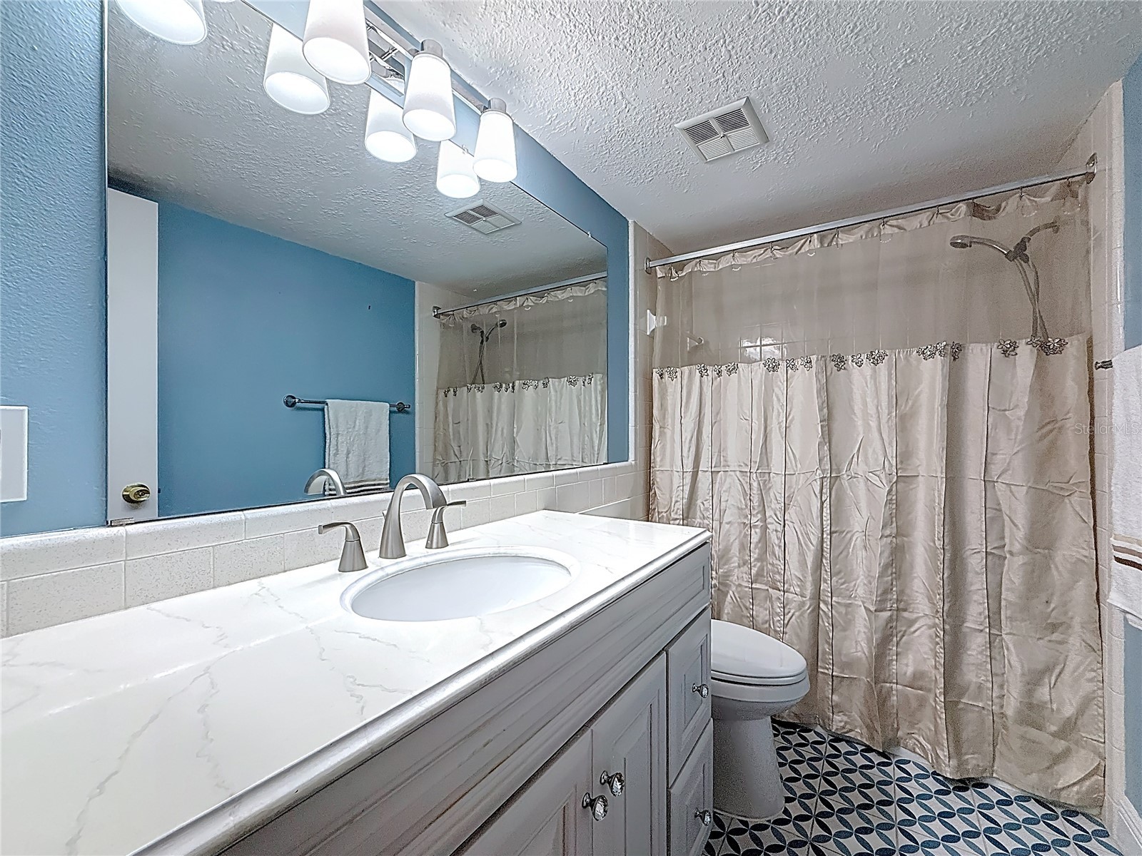 403 Mindy Drive Largo FL 33771 TB8491966 image29