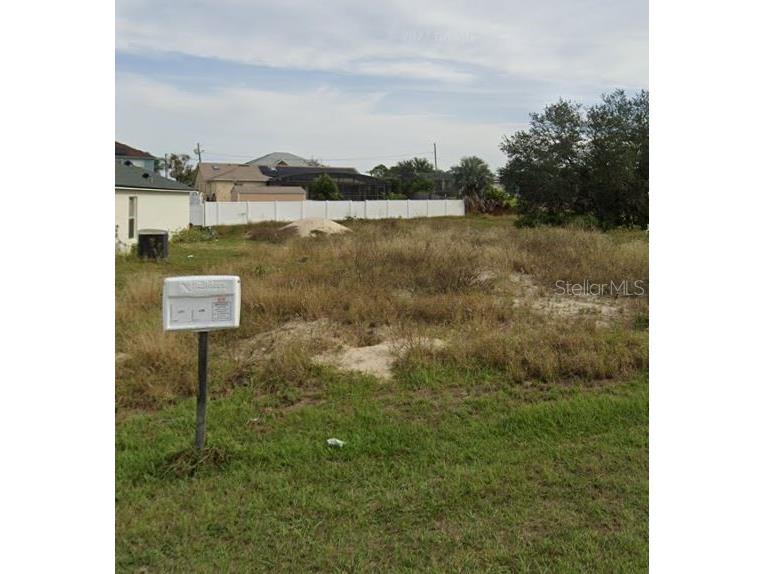 403 Naples Court Poinciana FL 34759 O6079936 image1