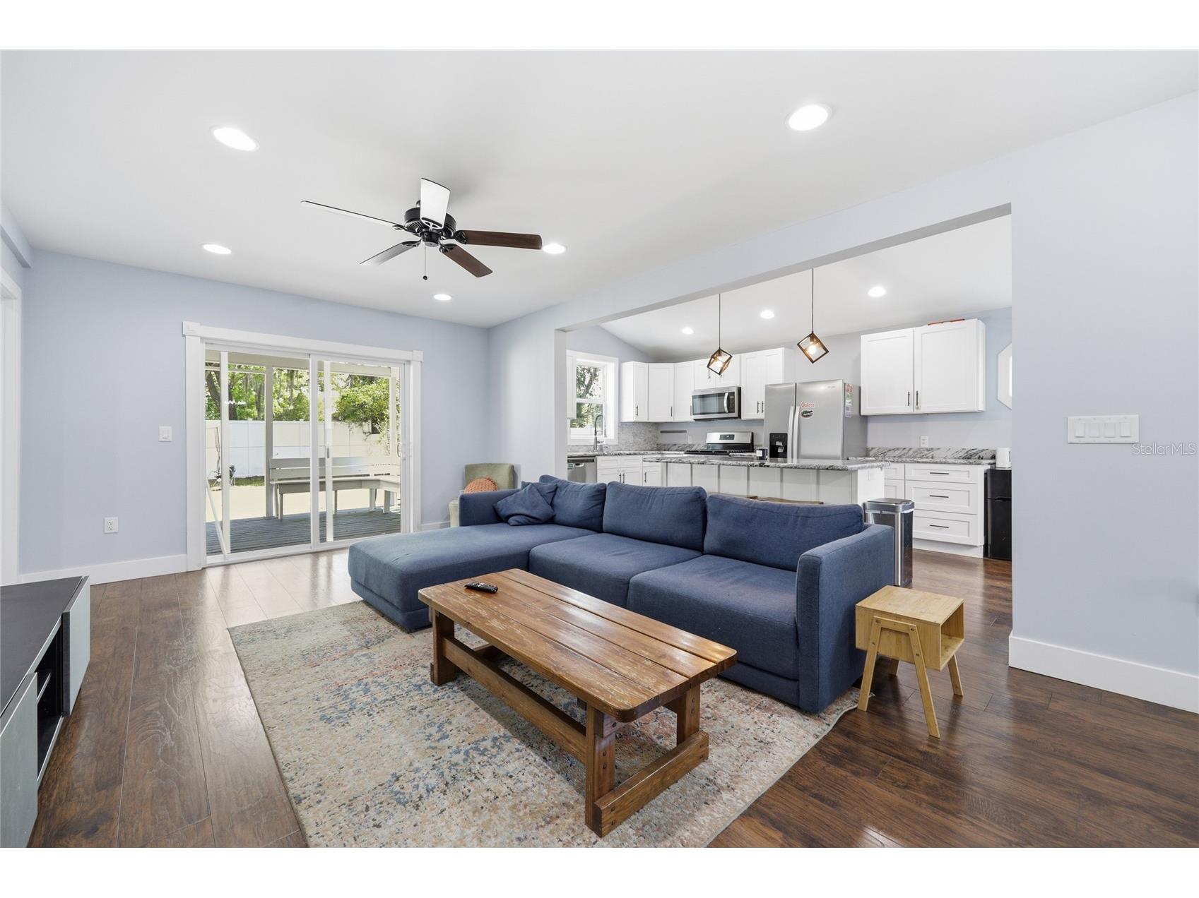 403 NE 9 Street Gainesville FL 32601 GC538919 image9