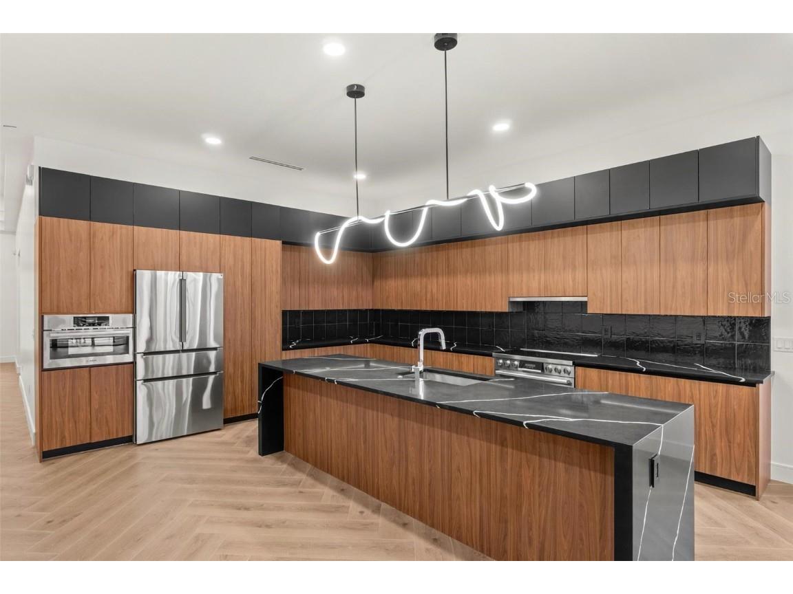 403 Park Boulevard Oldsmar FL 34677 TB8420240 image5