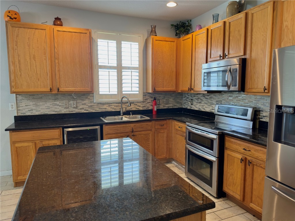 403 Thicket Crest Road Seffner FL 33584 A4670911 image10