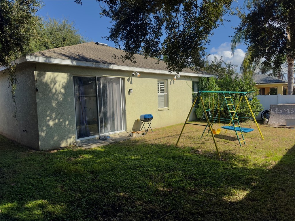 403 Thicket Crest Road Seffner FL 33584 A4670911 image3