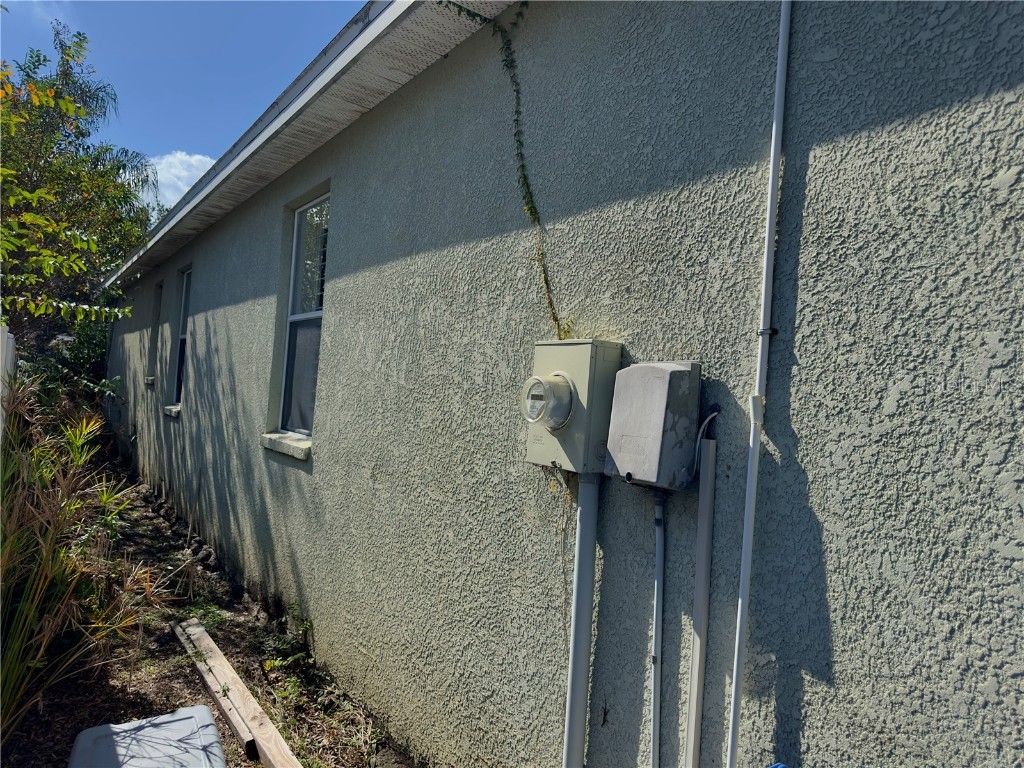 403 Thicket Crest Road Seffner FL 33584 A4670911 image4