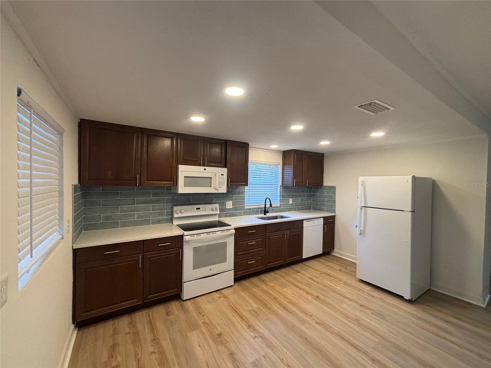 403 Virginia Street Frostproof FL 33843 A4678706 image3