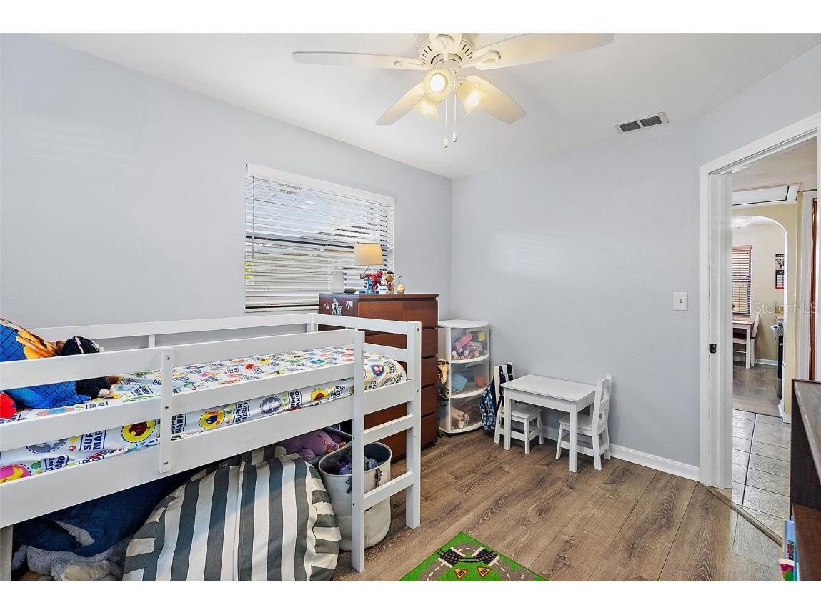 4030 3rd Avenue N Saint Petersburg FL 33713 TB8446728 image16