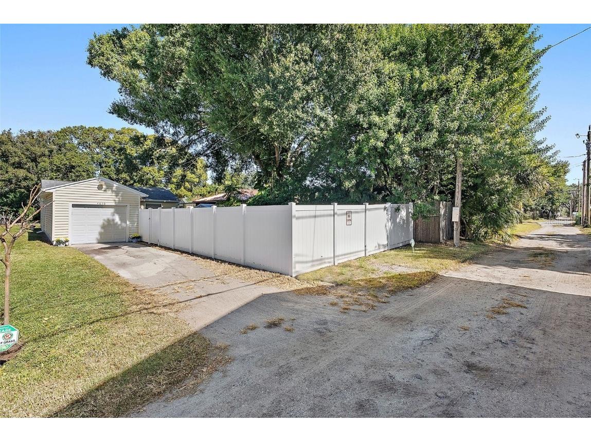 4030 3rd Avenue N Saint Petersburg FL 33713 TB8446728 image18