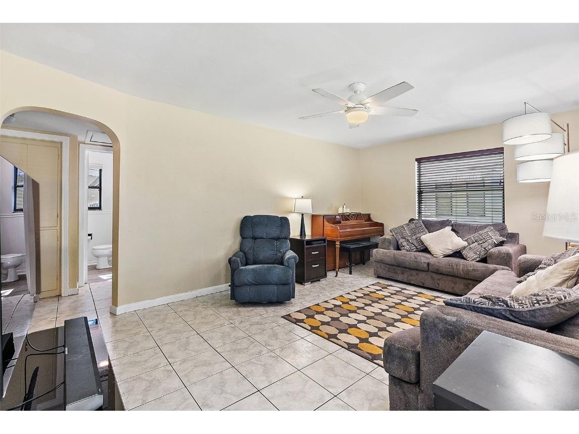 4030 3rd Avenue N Saint Petersburg FL 33713 TB8446728 image4