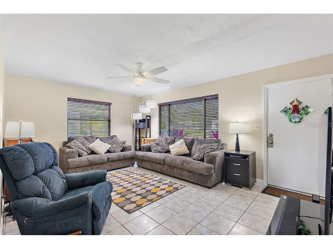 4030 3rd Avenue N Saint Petersburg FL 33713 TB8446728 image5