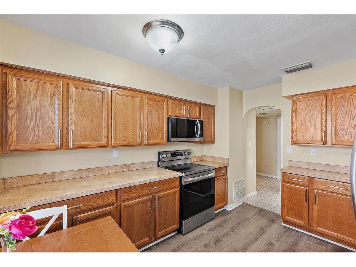 4030 3rd Avenue N Saint Petersburg FL 33713 TB8446728 image8