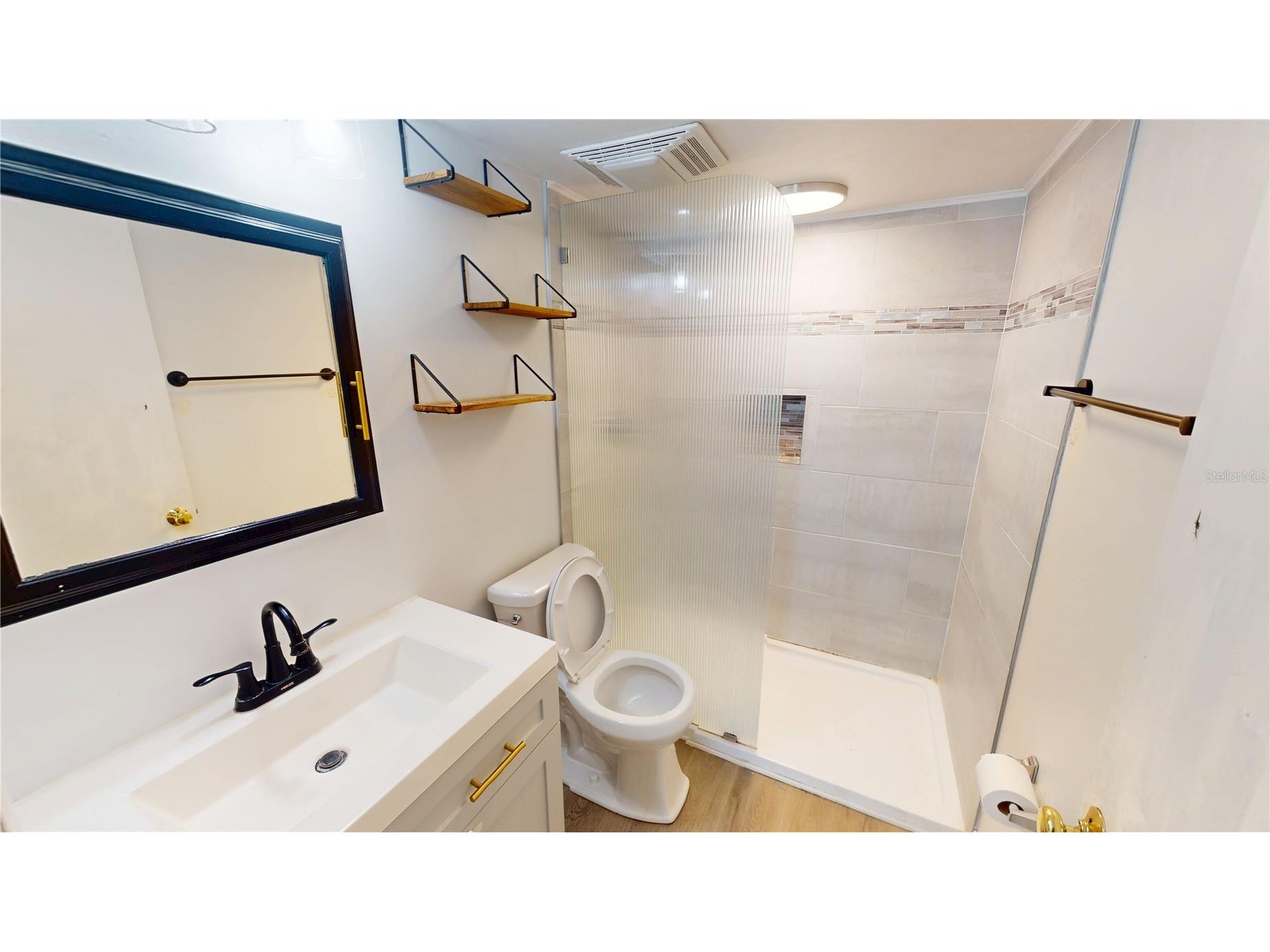 4030 Cortez Drive #B Tampa FL 33614 TB8527630 image7