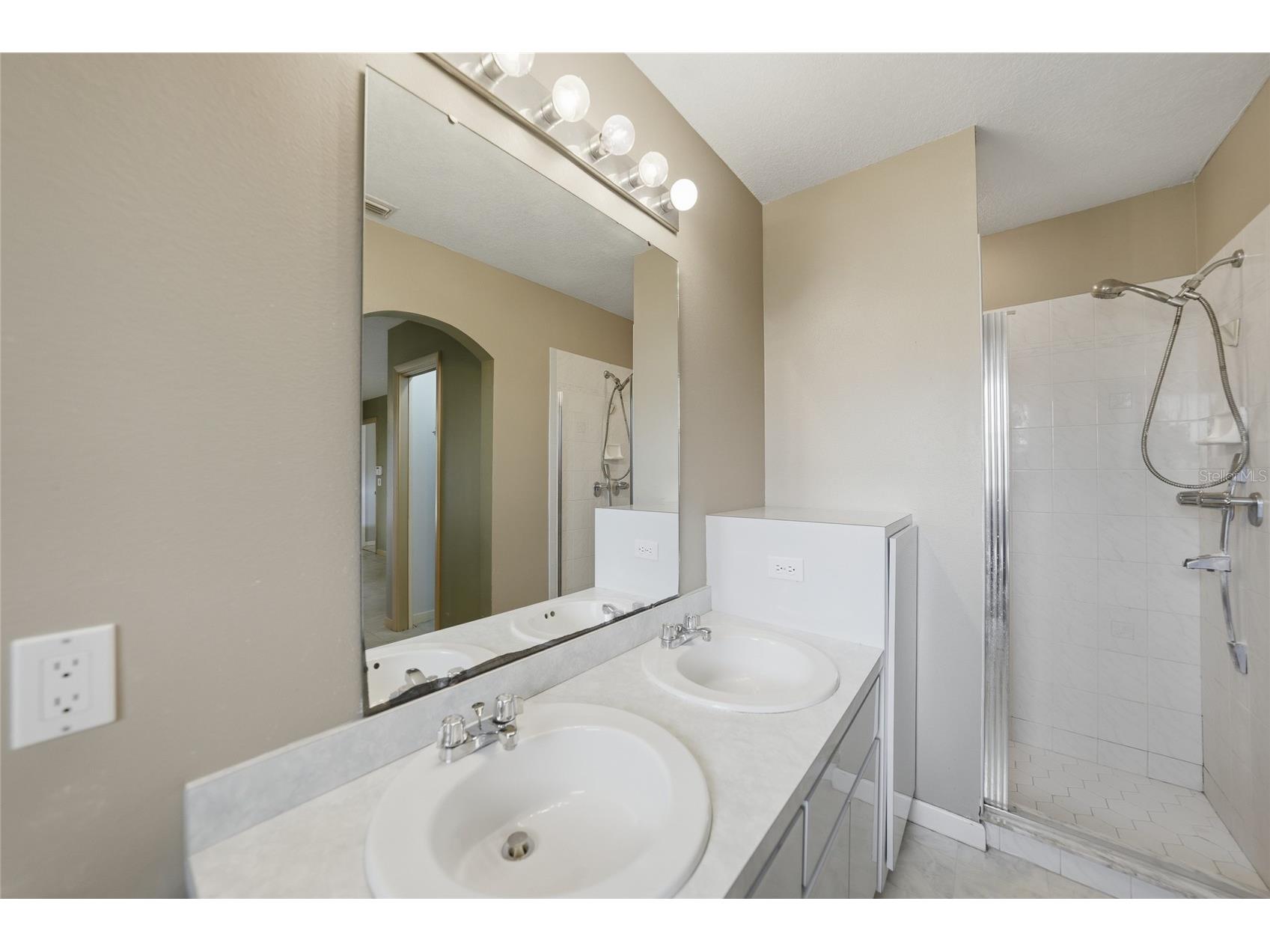 4030 Dekle Avenue North Port FL 34286 C7523273 image12