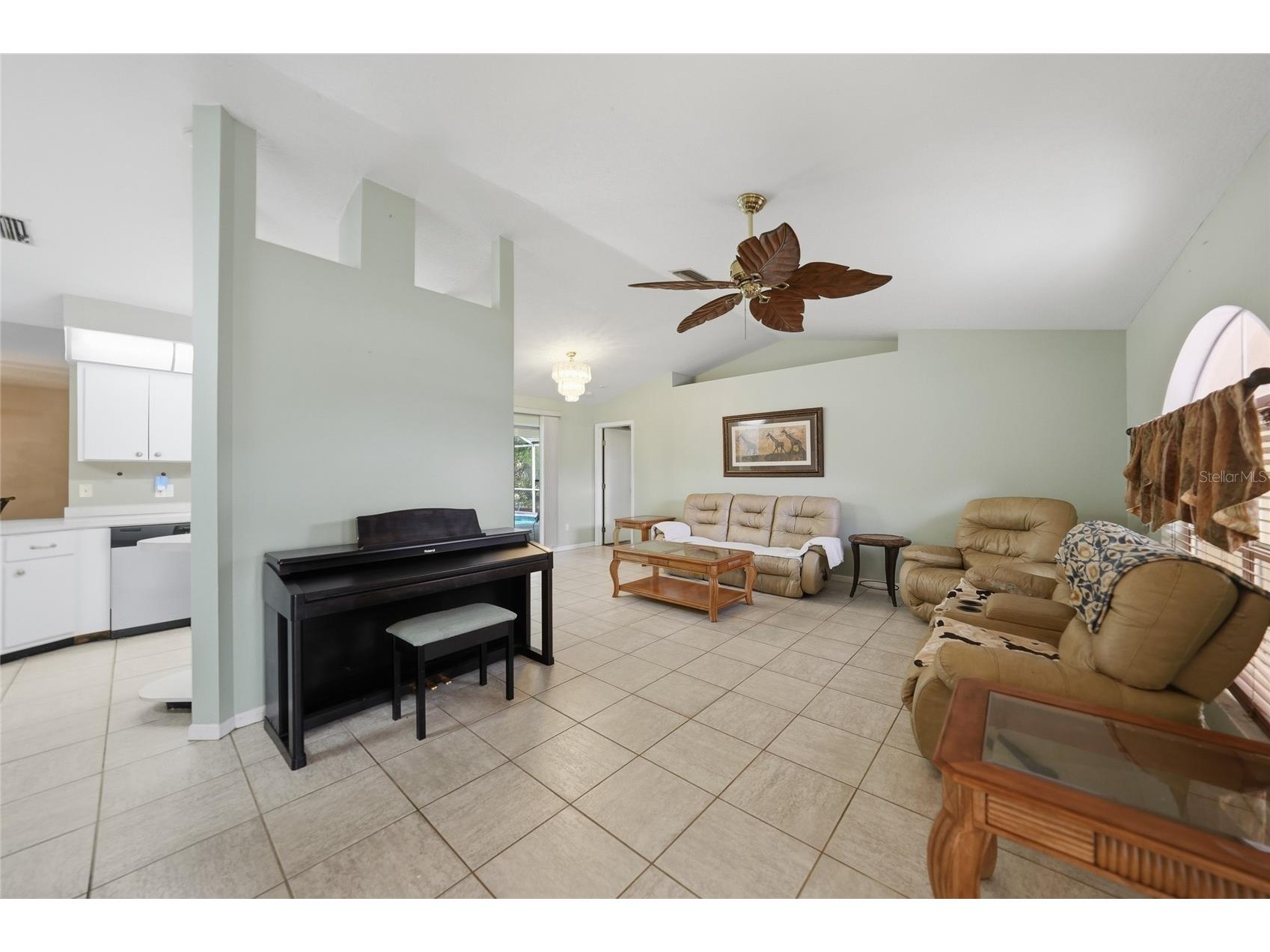 4030 Dekle Avenue North Port FL 34286 C7523273 image5