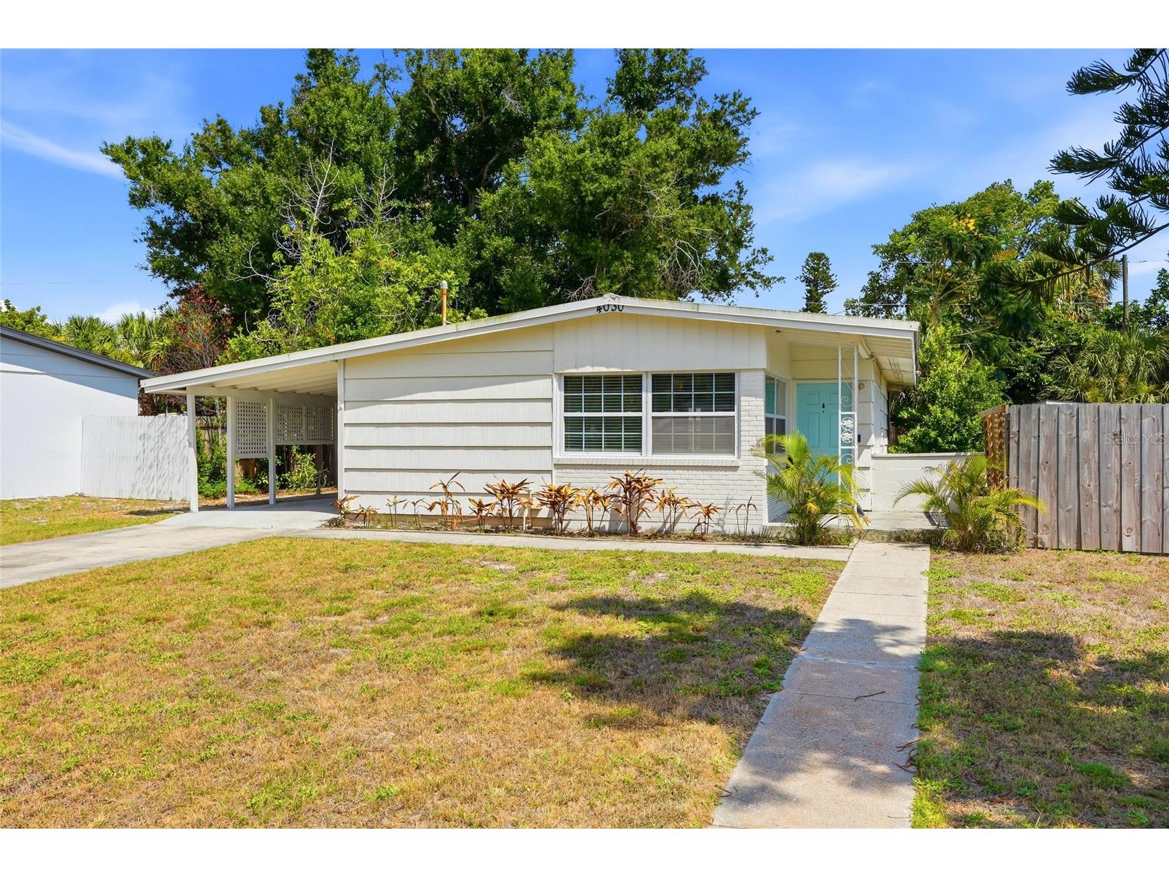 4030 Marlin Drive SE Saint Petersburg FL 33705 TB8516912 image1