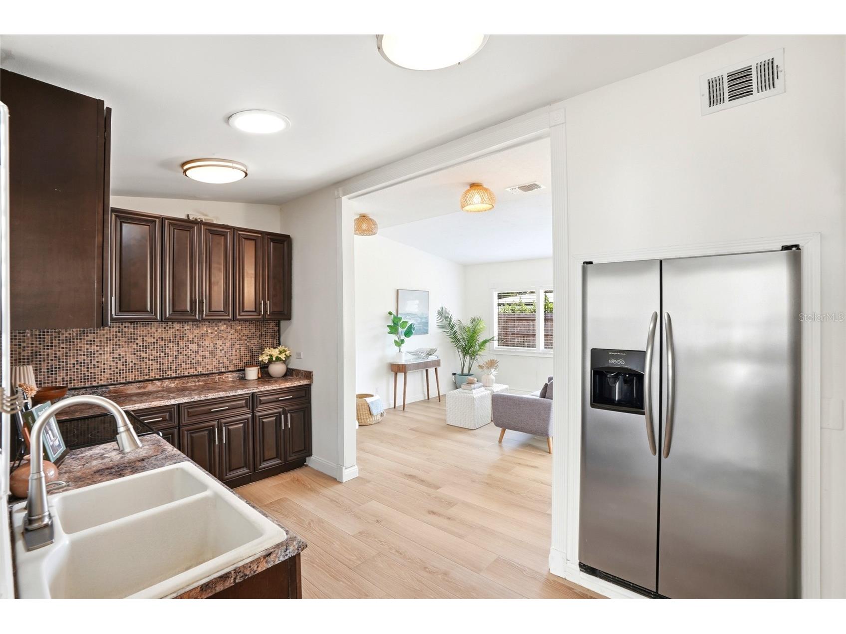 4030 Marlin Drive SE Saint Petersburg FL 33705 TB8516912 image8