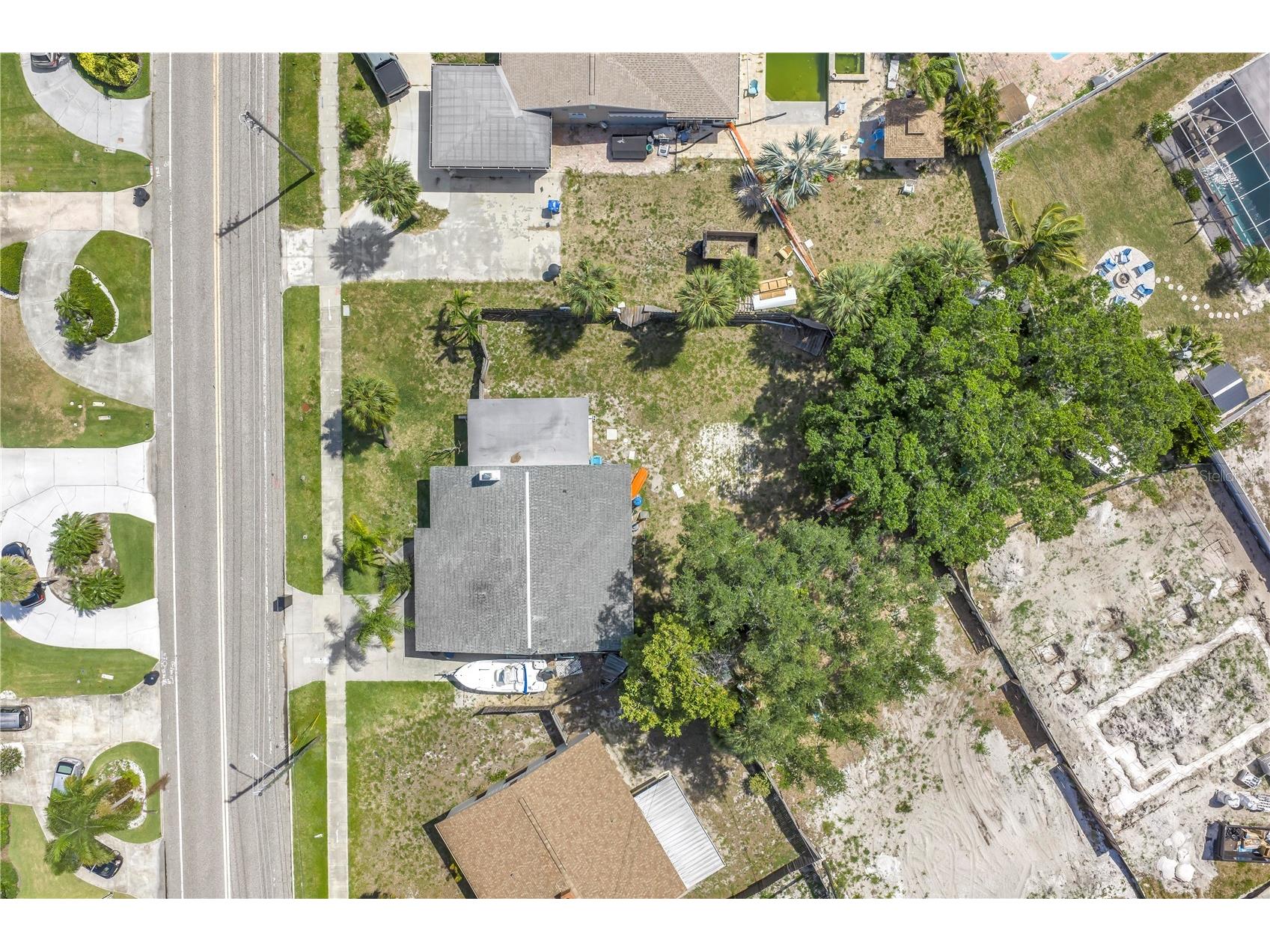 4030 Overlook Drive NE Saint Petersburg FL 33703 TB8515571 image1
