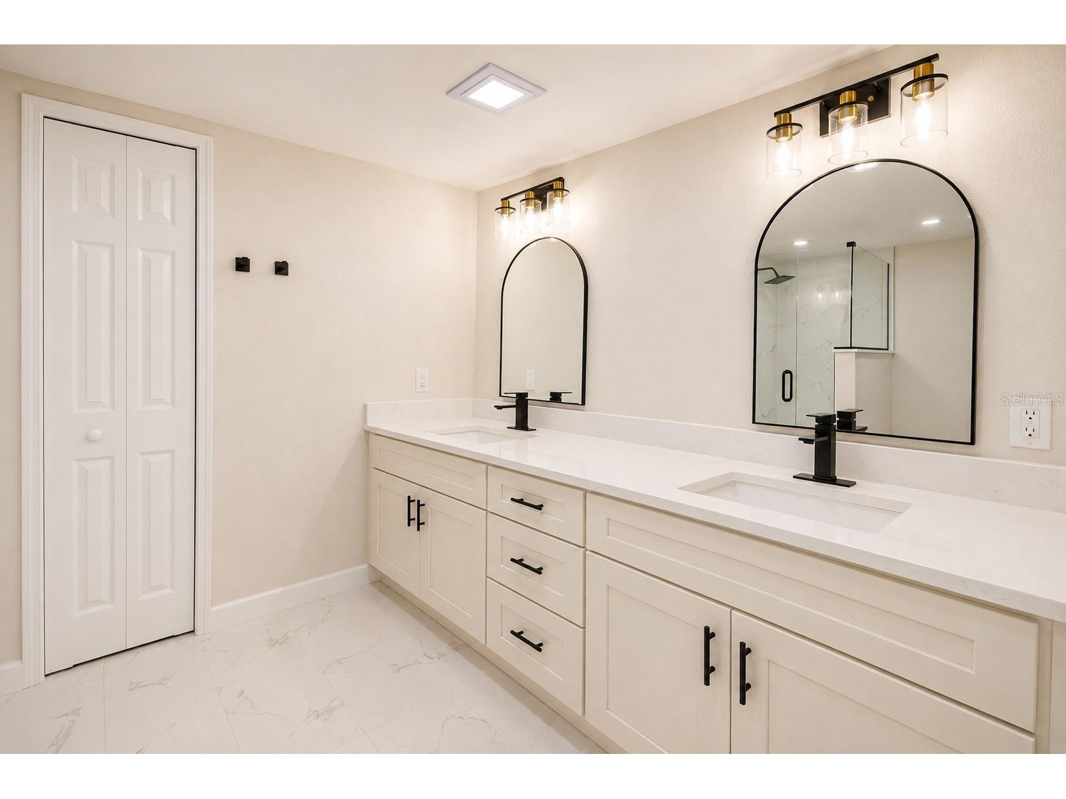 4030 Shannon Brown Drive Orlando FL 32808 O6427730 image10