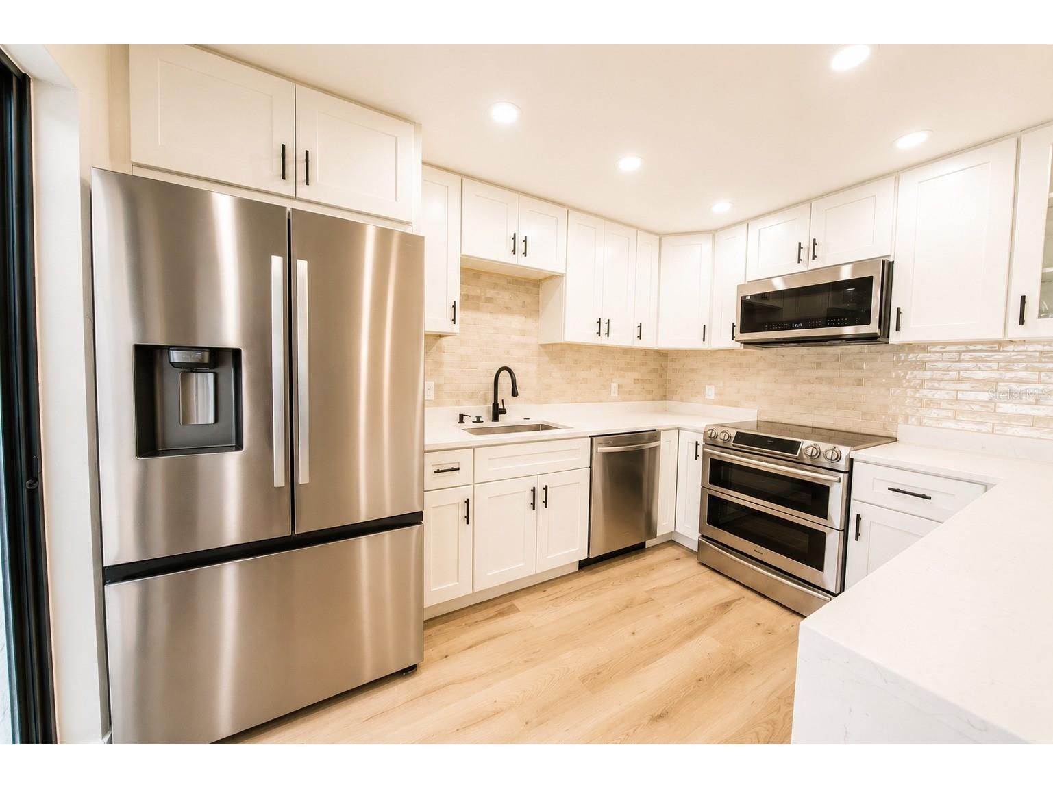 4030 Shannon Brown Drive Orlando FL 32808 O6427730 image4