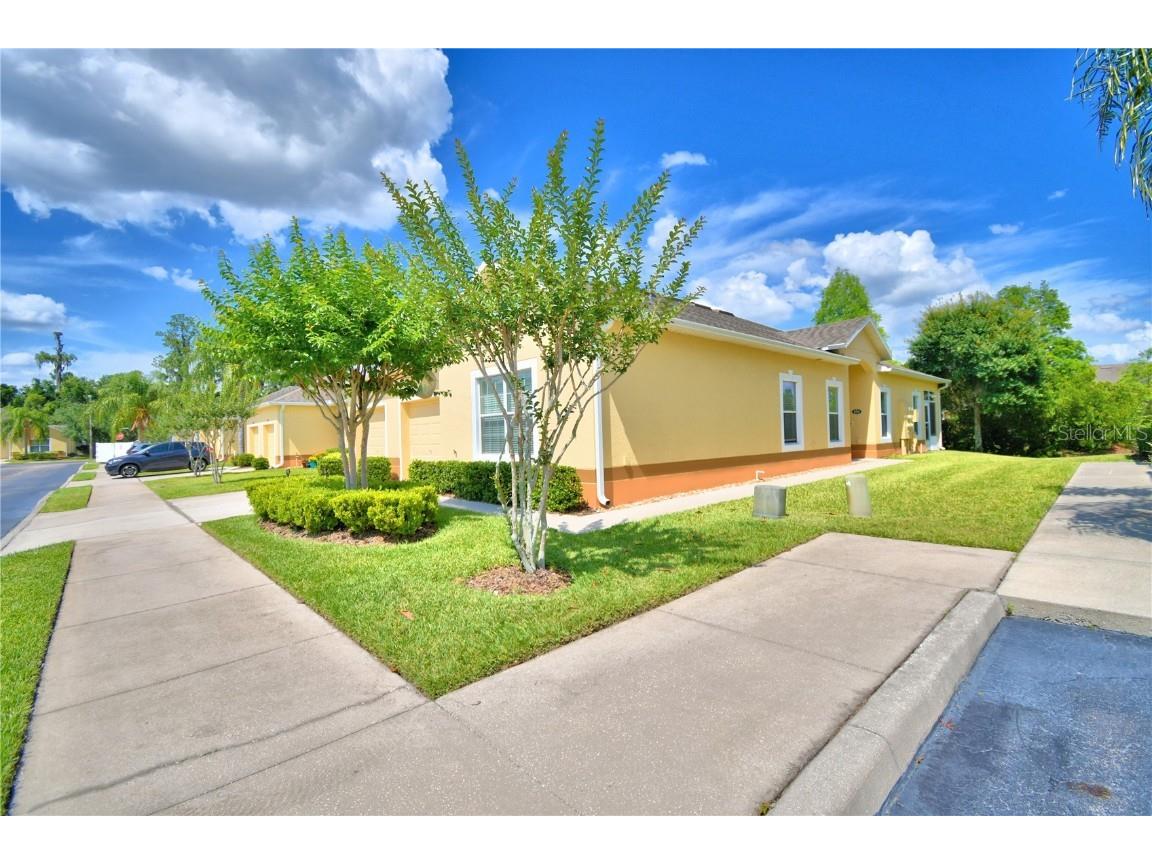 4030 Winding Vine Drive Lakeland FL 33812 L4929774 image1
