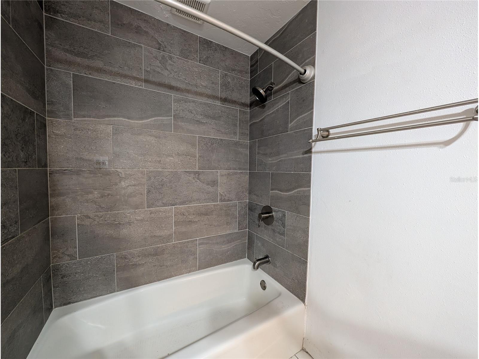 4031 Iola Drive Sarasota FL 34231 A4695471 image10