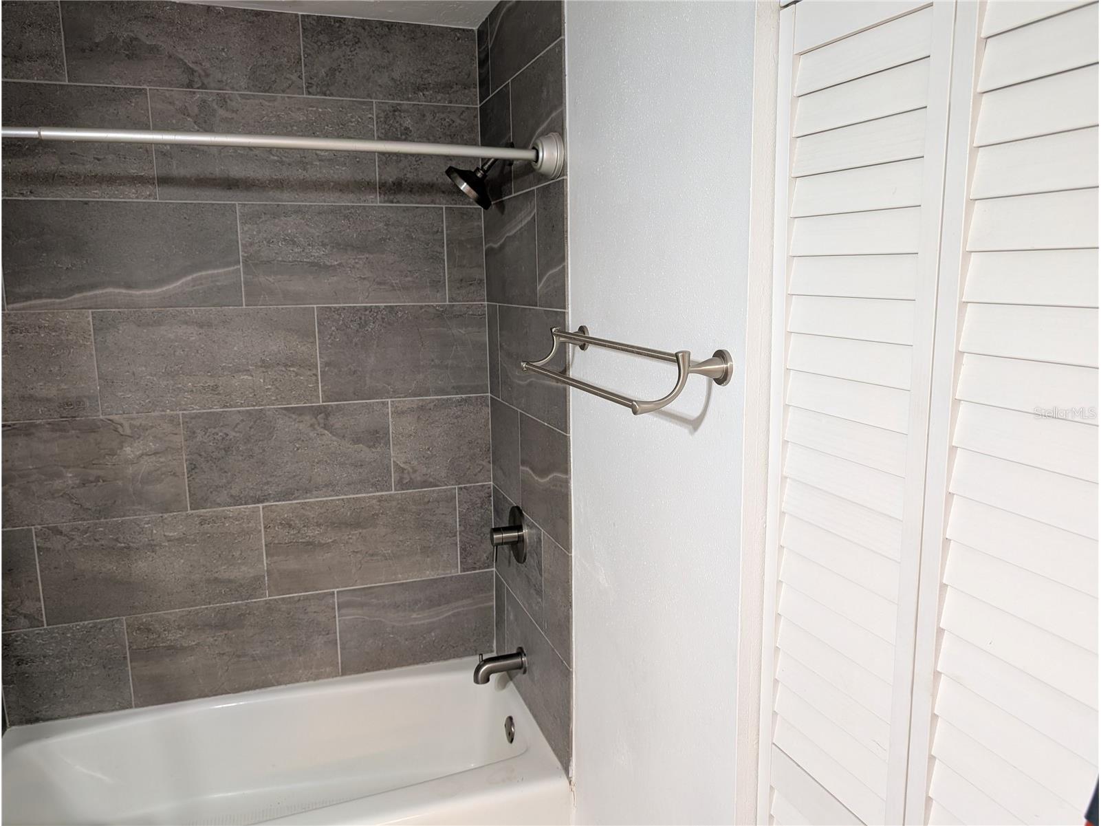 4031 Iola Drive Sarasota FL 34231 A4695471 image11