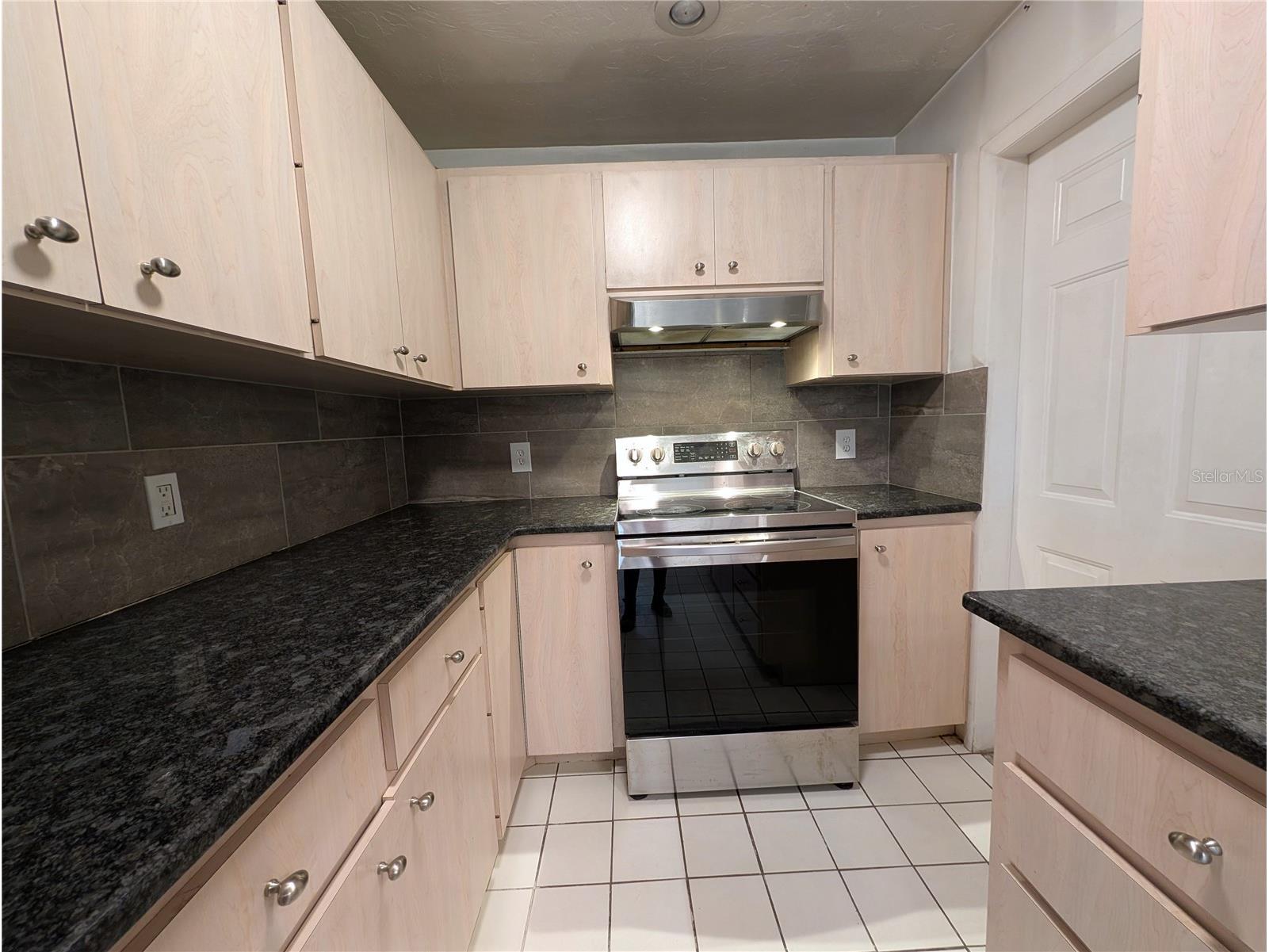 4031 Iola Drive Sarasota FL 34231 A4695471 image5