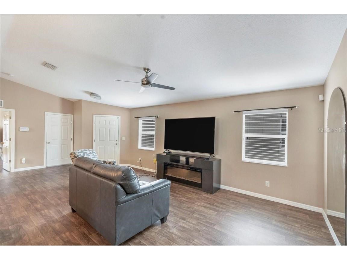 4032 11th Street E Bradenton FL 34208 A4668103 image9