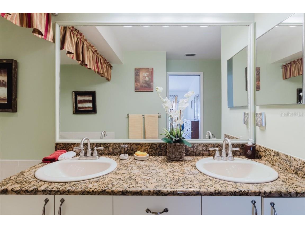 4032 Salem Square Court Palm Harbor FL 34685 TB8384403 image39