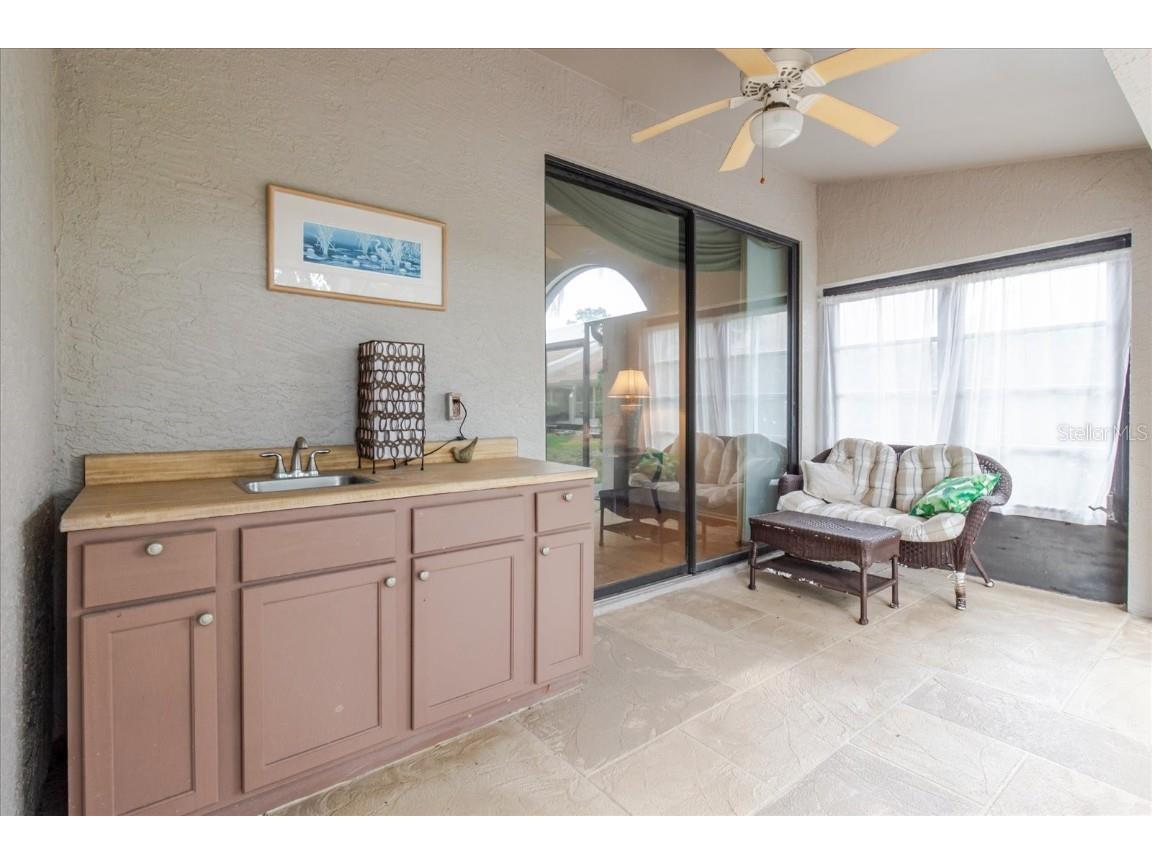 4032 Salem Square Court Palm Harbor FL 34685 TB8384403 image44