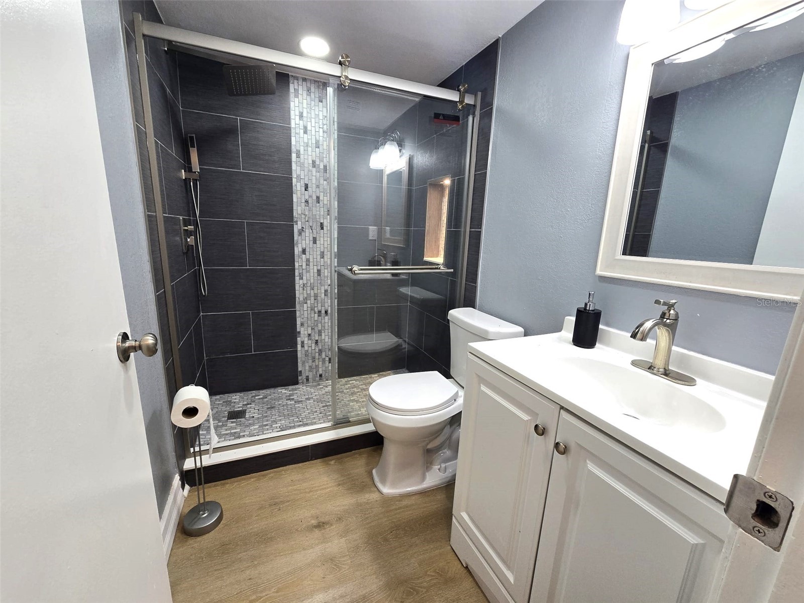 4032 Tumble Wood Trail #103 Tampa FL 33613 TB8502356 image3
