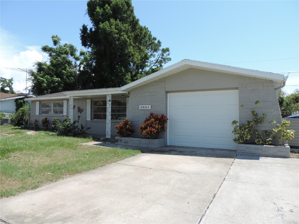 4032 Westwood Drive Holiday FL 34691 W7857734 image1