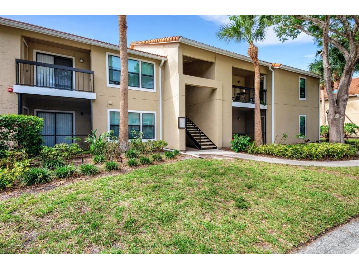 4033 Crockers Lake Boulevard #16 Sarasota FL 34238 A4606629 image1