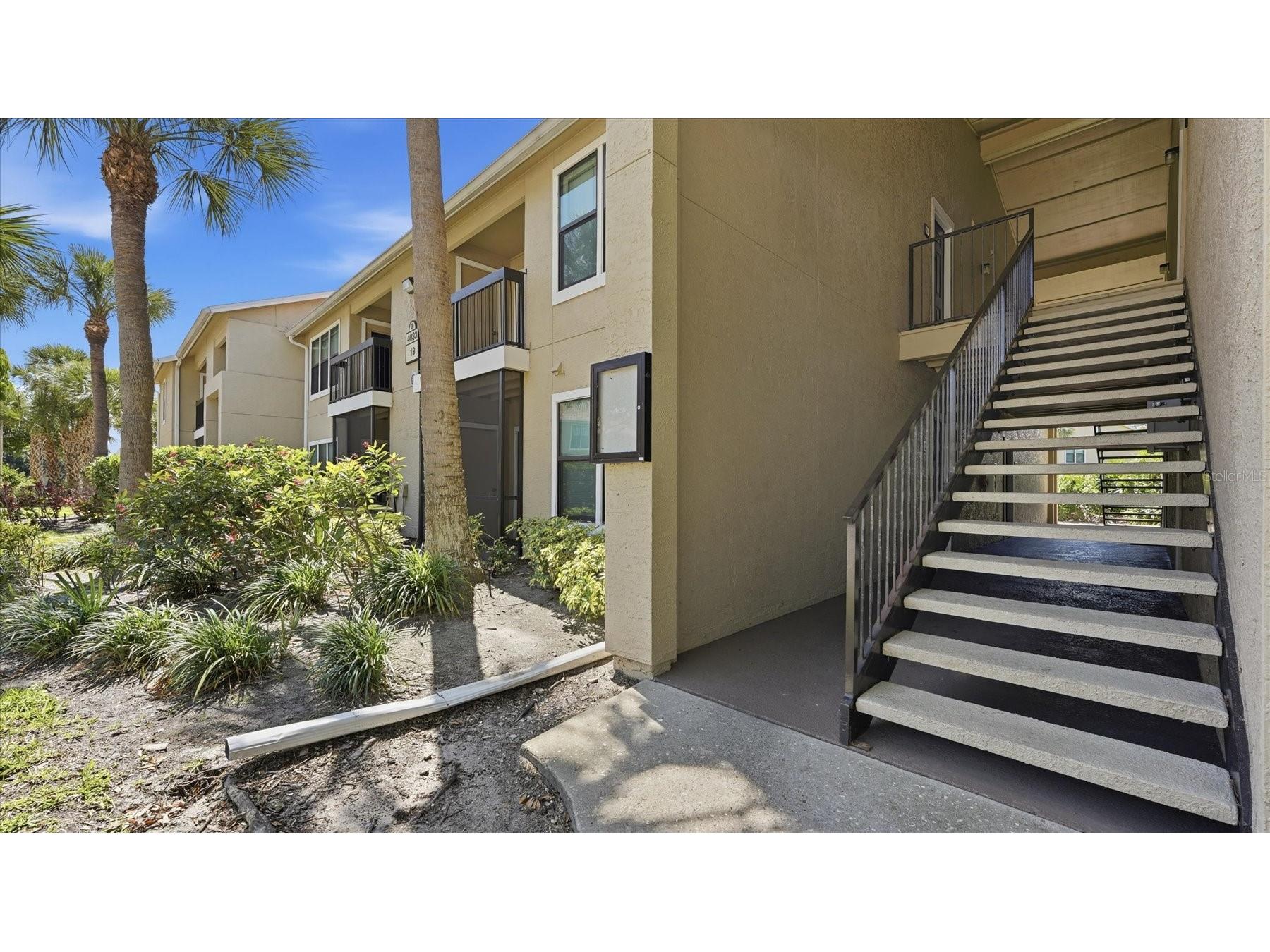 4033 Crockers Lake Boulevard #28 Sarasota FL 34238 A4691779 image1