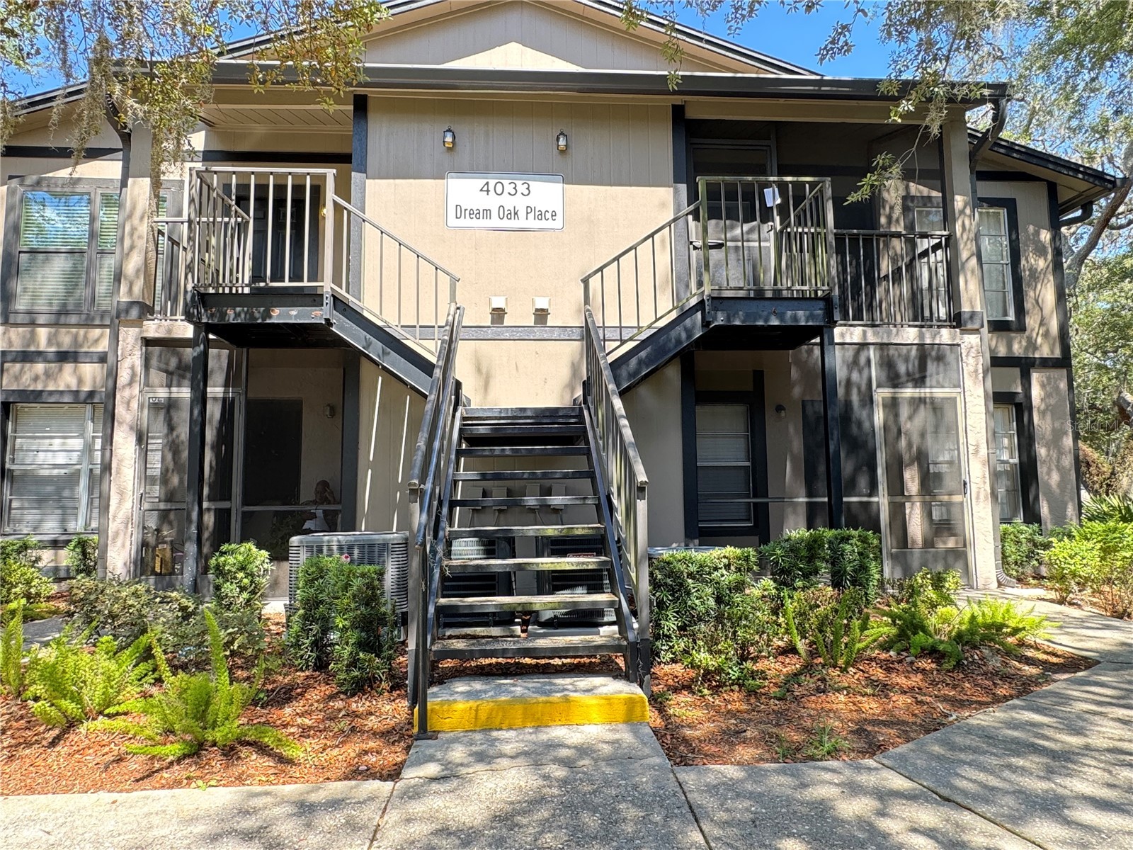 4033 Dream Oak Place #101 Tampa FL 33613 TB8508970 image1