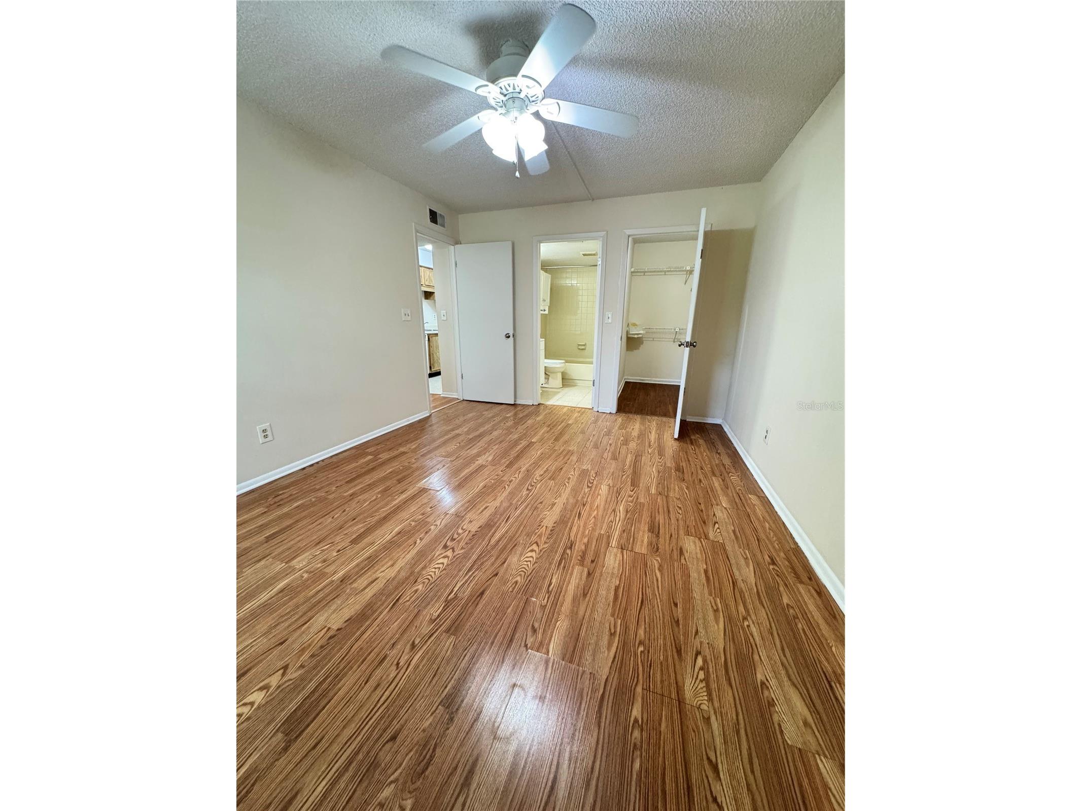 4033 Dream Oak Place #101 Tampa FL 33613 TB8508970 image11