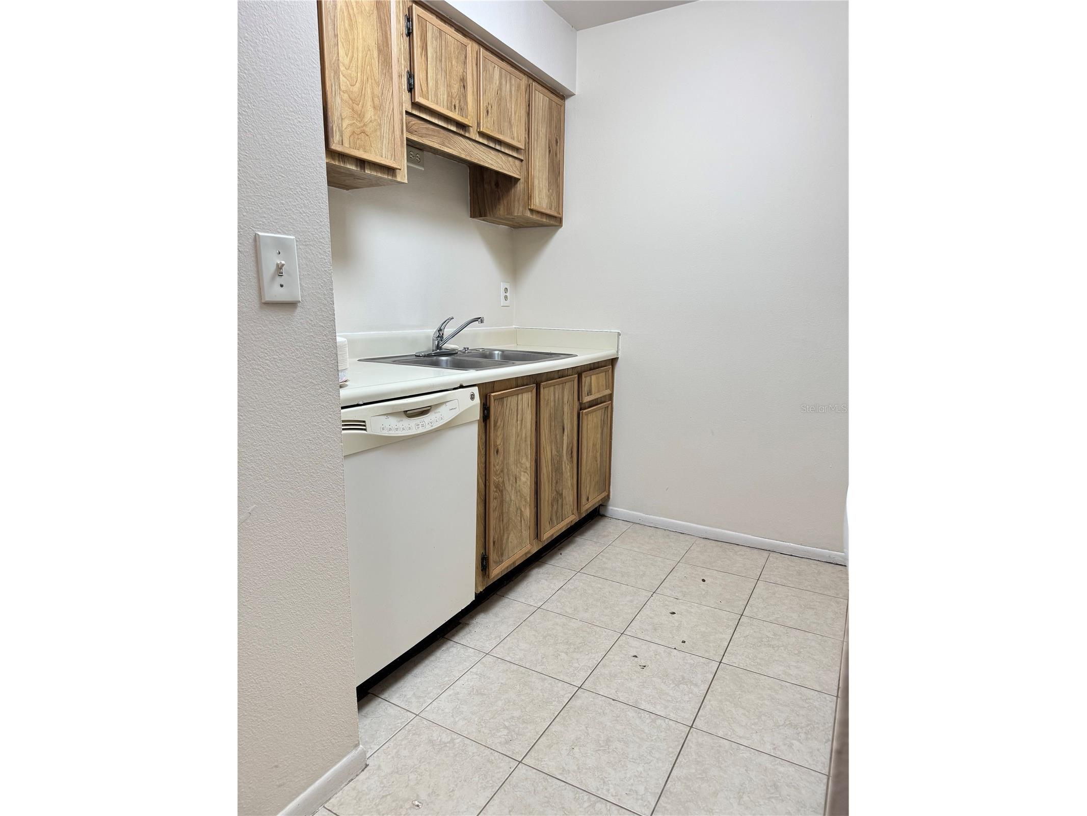 4033 Dream Oak Place #101 Tampa FL 33613 TB8508970 image37