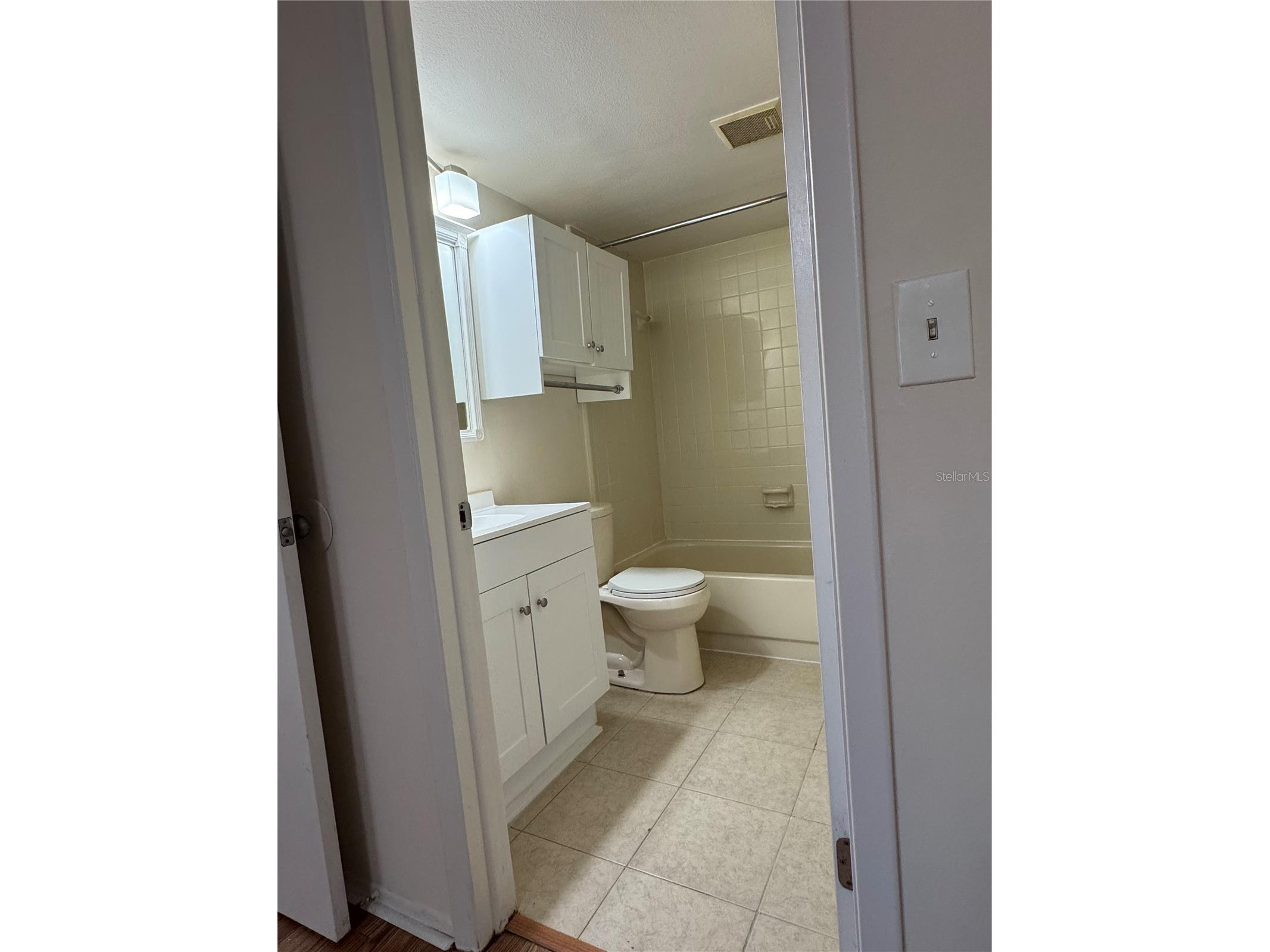 4033 Dream Oak Place #101 Tampa FL 33613 TB8508970 image7