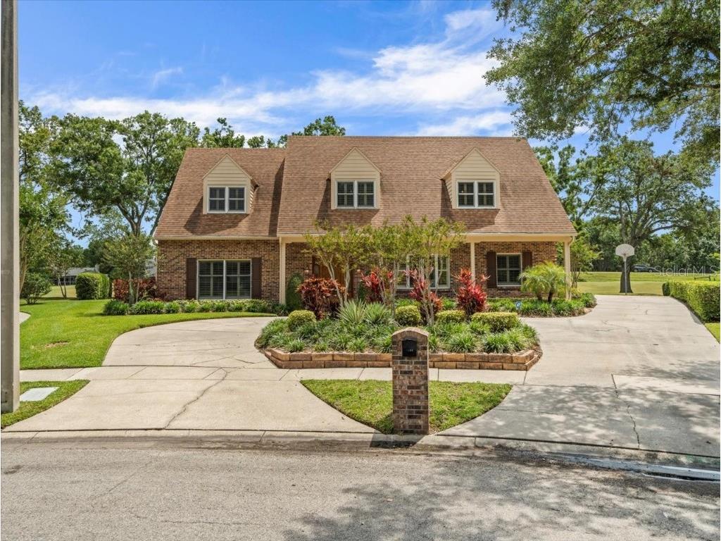 4033 Priory Circle Tampa FL 33618 TB8379270 image1