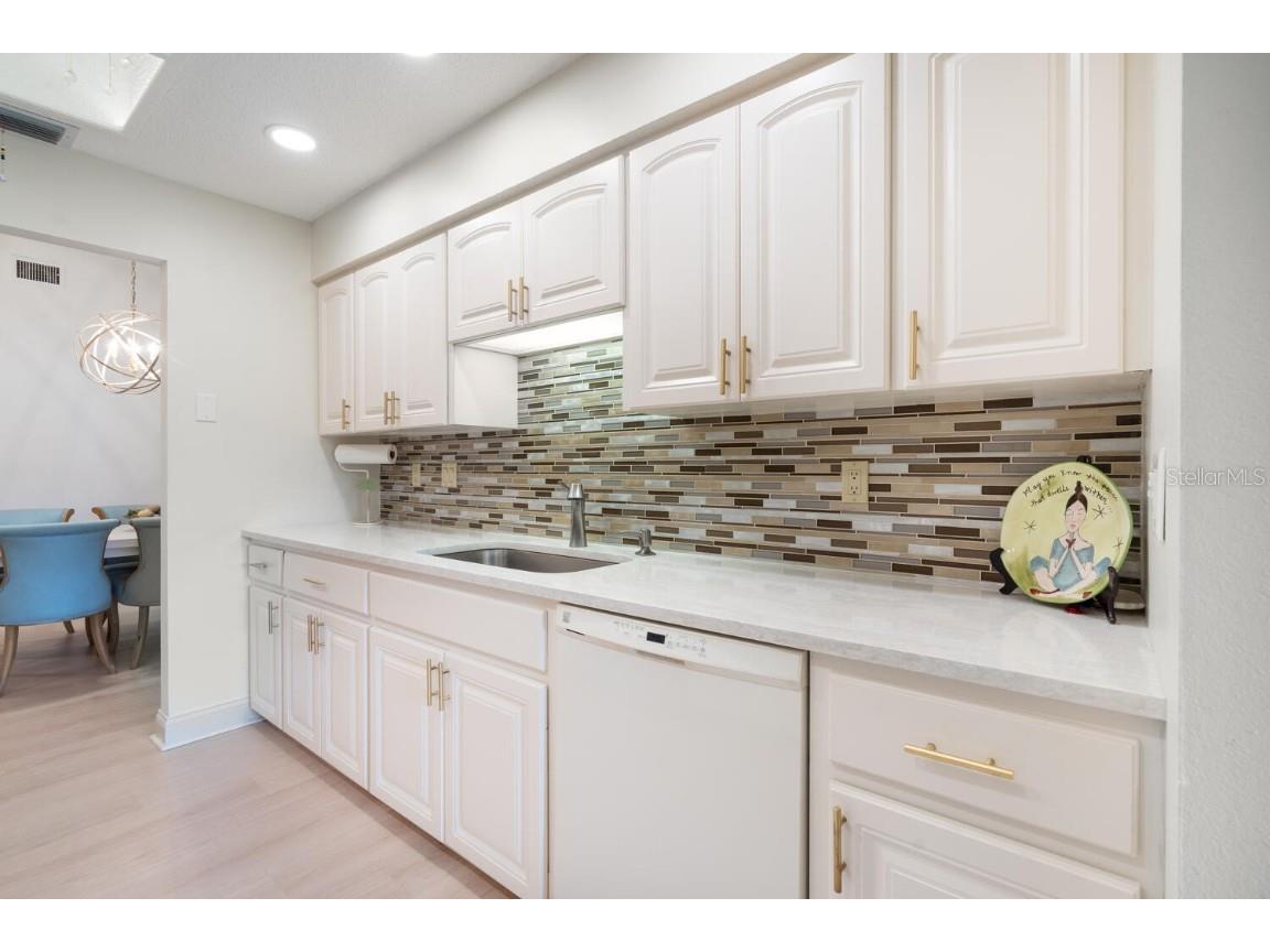 4033 Wilshire Circle E #139 Sarasota FL 34238 - HERON LAKE A4665665 image16