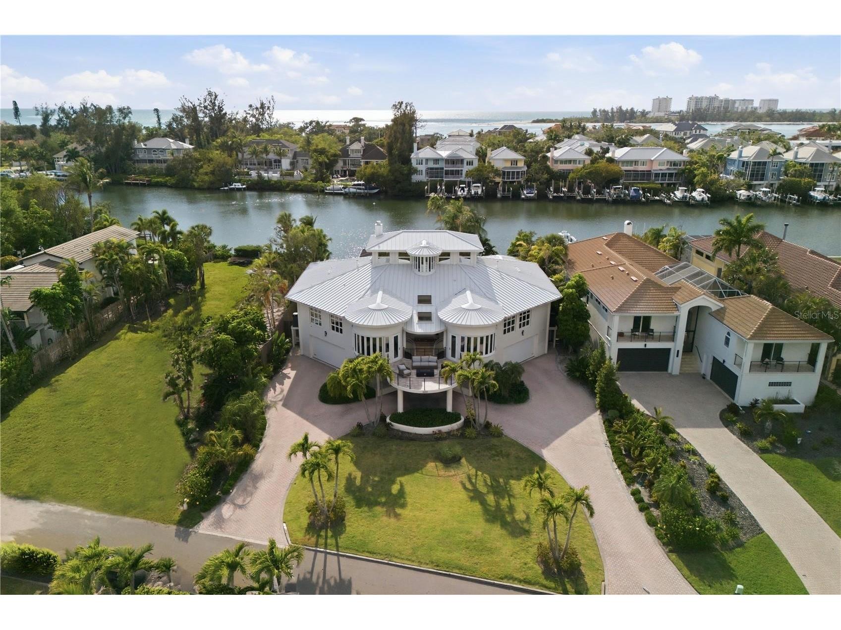 4034 Roberts Point Road Sarasota FL 34242 A4693305 image4