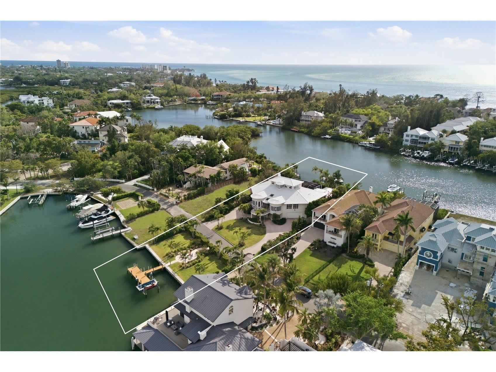 4034 Roberts Point Road Sarasota FL 34242 A4693305 image5
