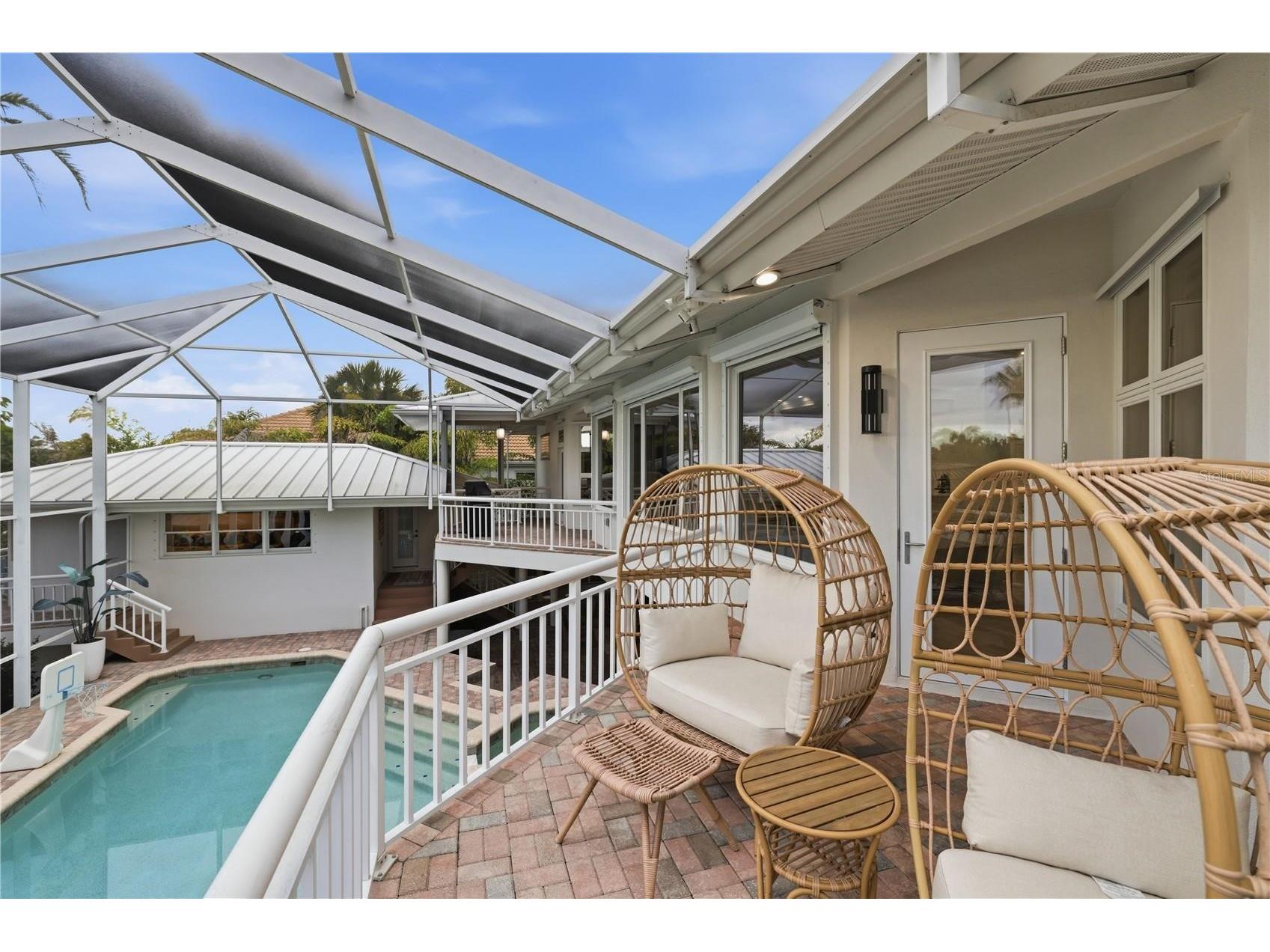 4034 Roberts Point Road Sarasota FL 34242 A4693305 image74