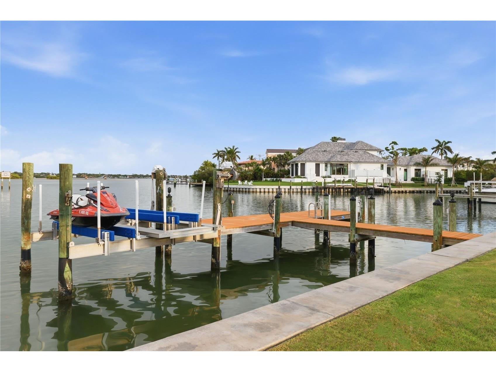 4034 Roberts Point Road Sarasota FL 34242 A4693305 image99