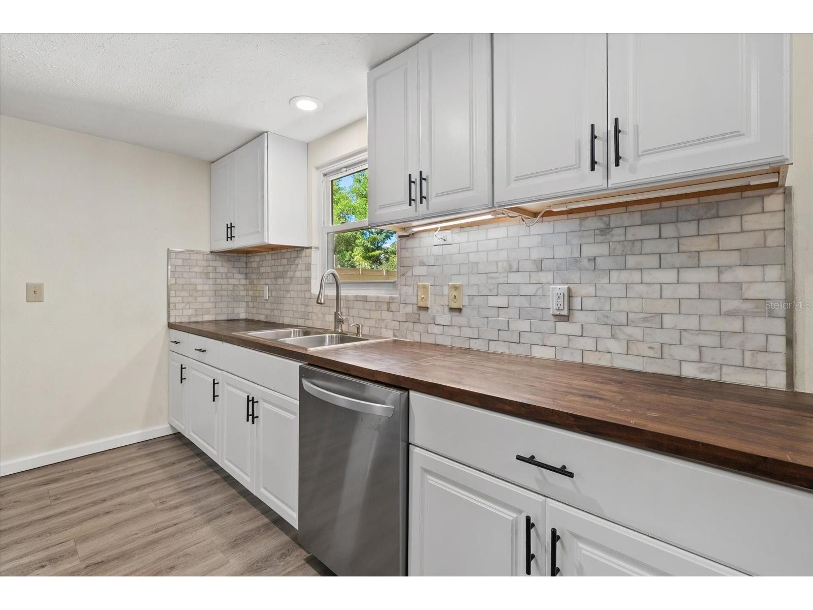 4034 S Lockwood Ridge Road Sarasota FL 34231 A4692264 image12
