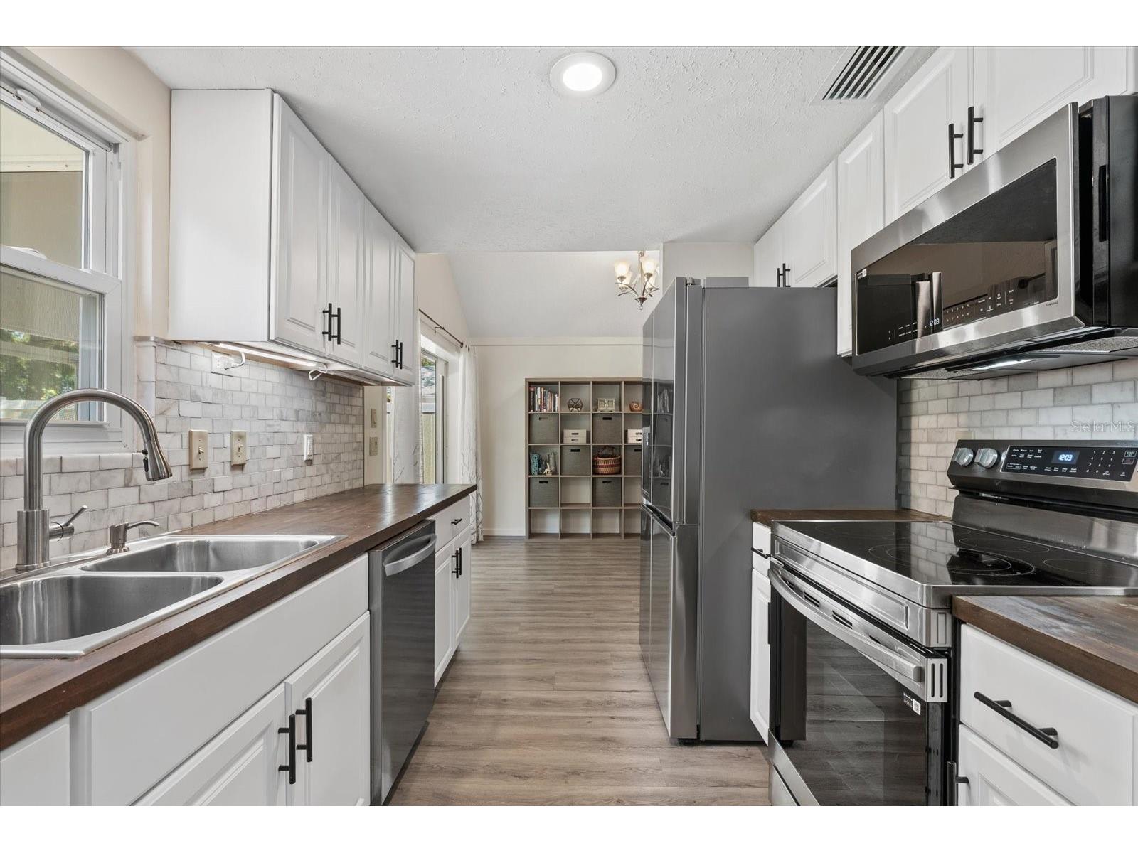 4034 S Lockwood Ridge Road Sarasota FL 34231 A4692264 image15