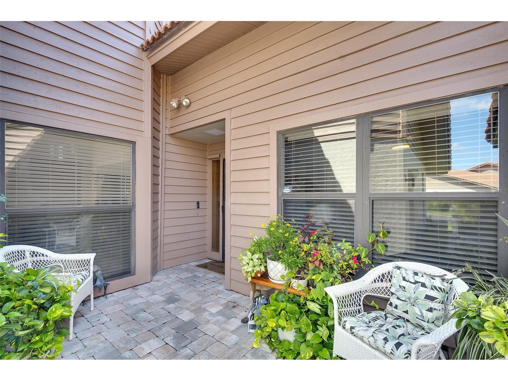 4034 Wilshire Circle E #154 Sarasota FL 34238 A4693402 image3