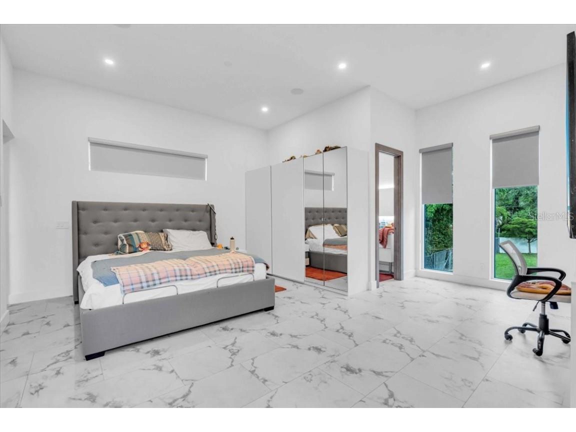 4035 Bay Shore Road Sarasota FL 34234 - SARASOTA BAY A4667415 image29