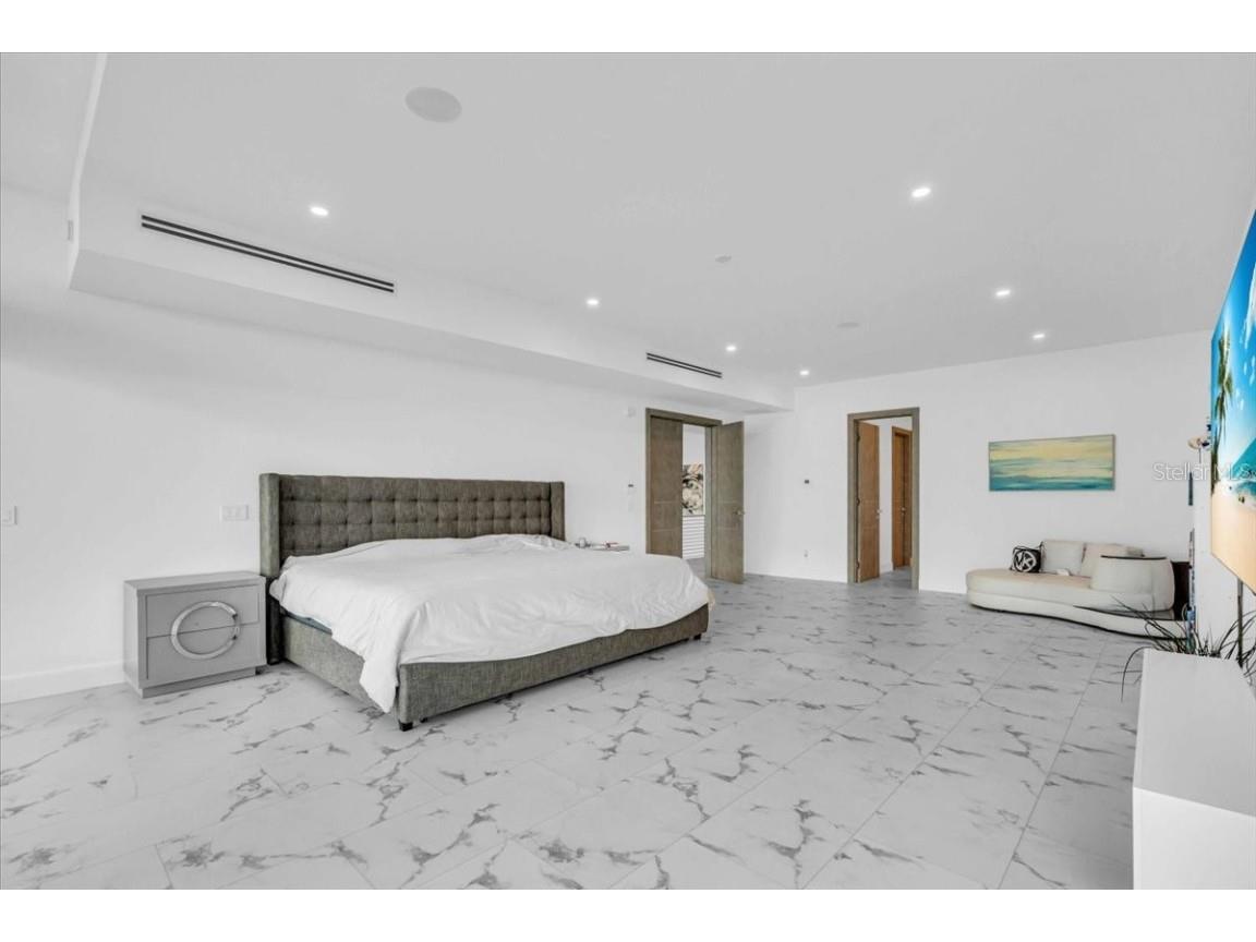 4035 Bay Shore Road Sarasota FL 34234 - SARASOTA BAY A4667415 image44