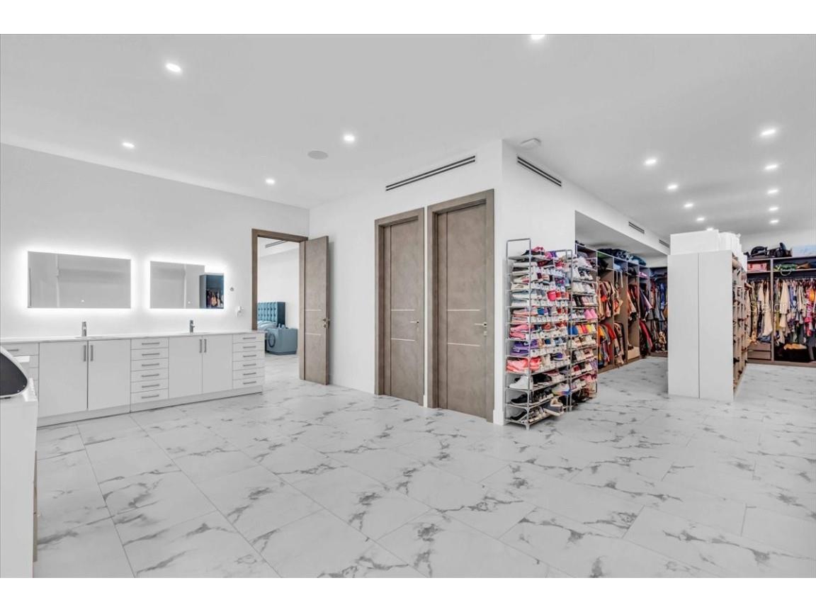 4035 Bay Shore Road Sarasota FL 34234 - SARASOTA BAY A4667415 image50