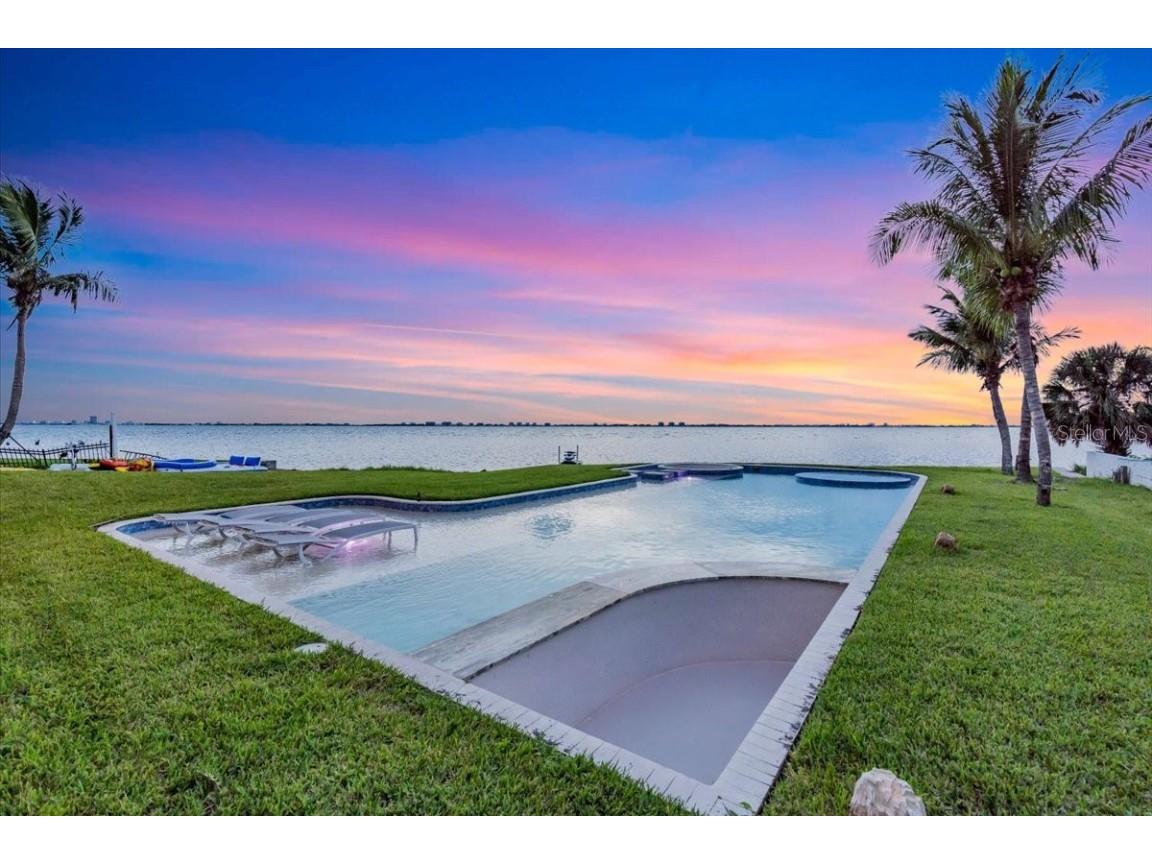 4035 Bay Shore Road Sarasota FL 34234 - SARASOTA BAY A4667415 image9