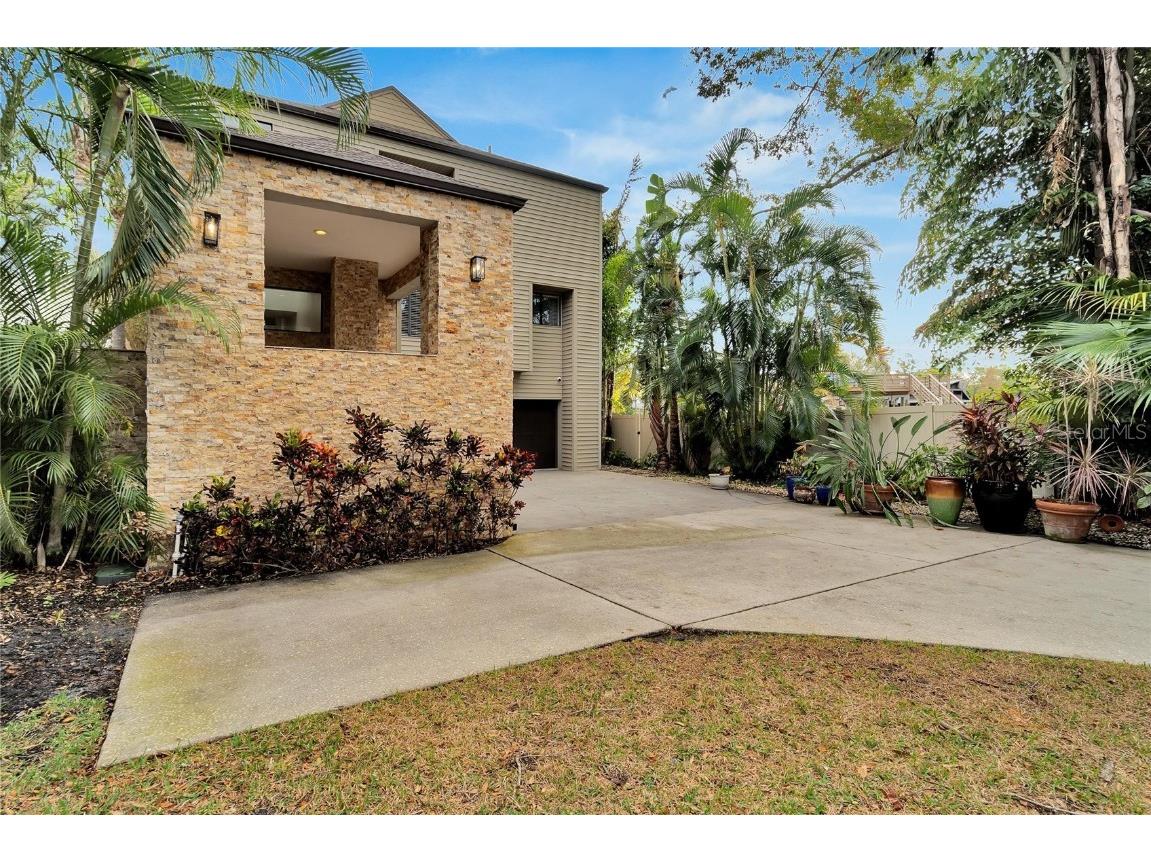 4035 N River View Avenue Tampa FL 33607 - HILLSBOROUGH RIVER TB8357628 image81